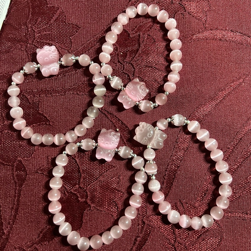 NWOT custom made pink hello kitty bracelet